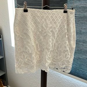 Free people | white skirt with side zipper size 6